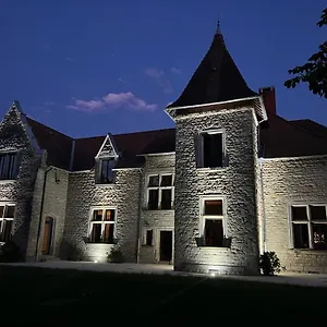 Maison d'hôtes Au Château Du Mouillat